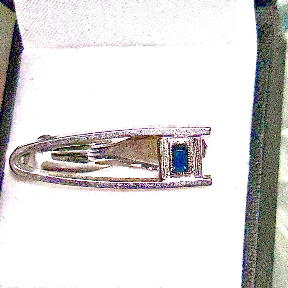 1960s HICKOK Tie Clip Large Modernist Mad Men Era Blue & Silver Tone Met…
